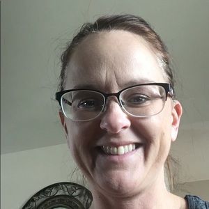 Meet your Posher, Rebecca